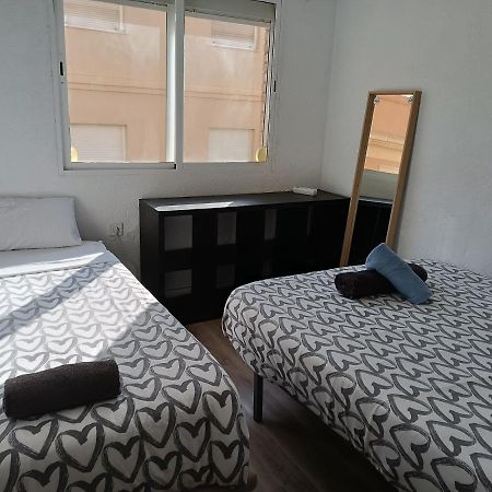 Buena Onda Malaga Apartment ภายนอก รูปภาพ