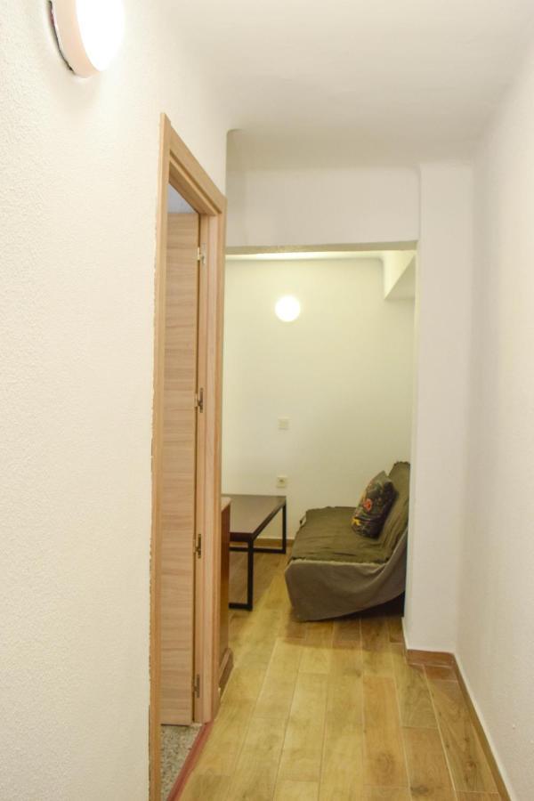 Buena Onda Malaga Apartment ภายนอก รูปภาพ