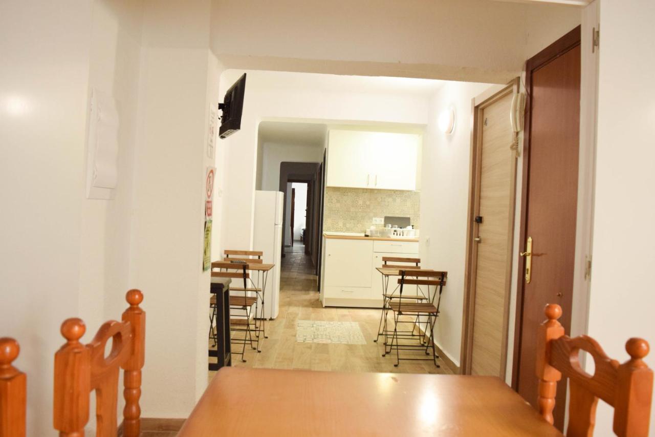 Buena Onda Malaga Apartment ภายนอก รูปภาพ