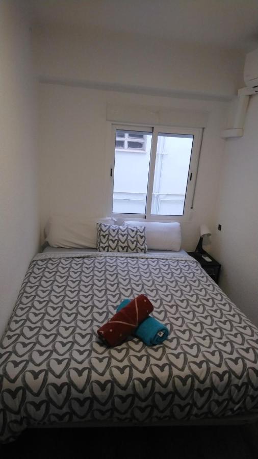Buena Onda Malaga Apartment ภายนอก รูปภาพ