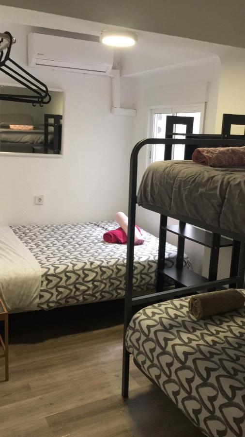 Buena Onda Malaga Apartment ภายนอก รูปภาพ