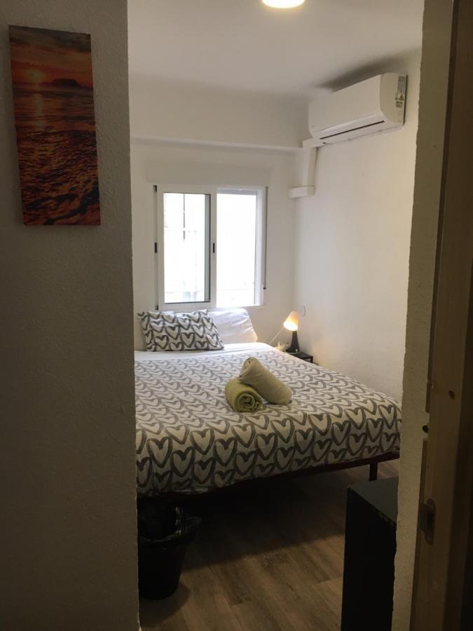 Buena Onda Malaga Apartment ภายนอก รูปภาพ
